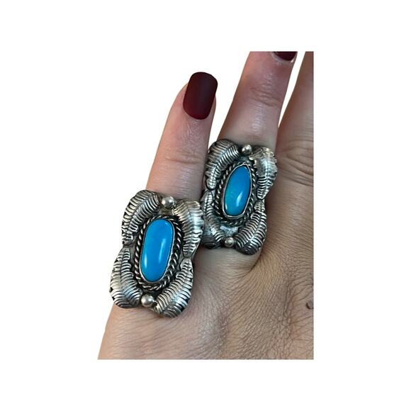 Vintage Turquoise Ring, Sterling Silver Native American Ring Sz 5.5 and 6.5 - Picture 11 of 12